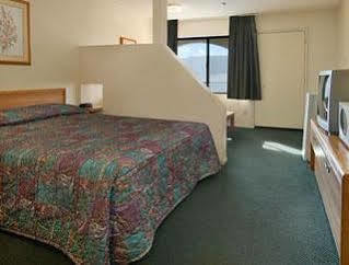 Travelodge By Wyndham Indio Zewnętrze zdjęcie